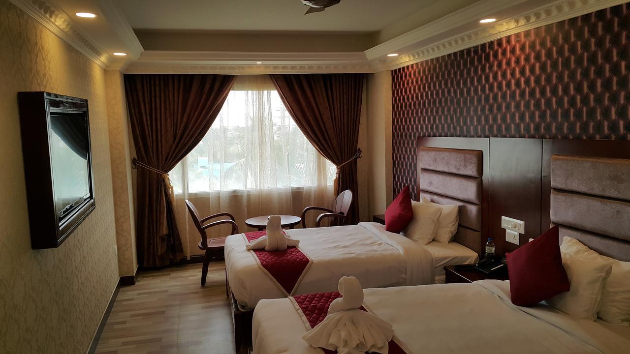 טנג'בור Hyders Park The Business Hotel מראה חיצוני תמונה